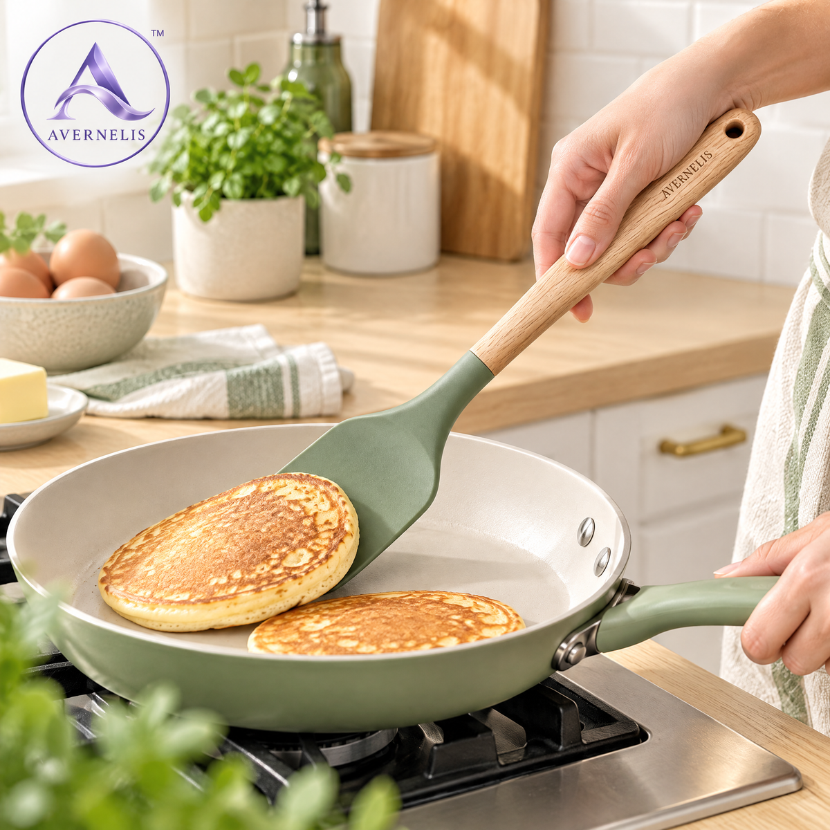 Avernelis™ Sage Silicone Spatula