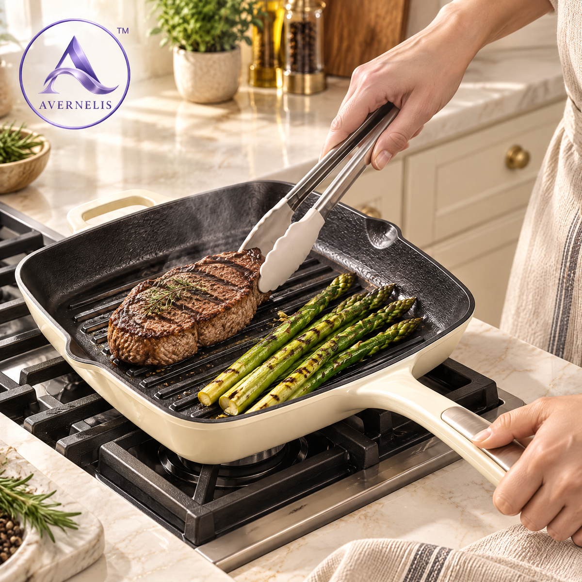 Avernelis™ Square Nonstick Grill Pan